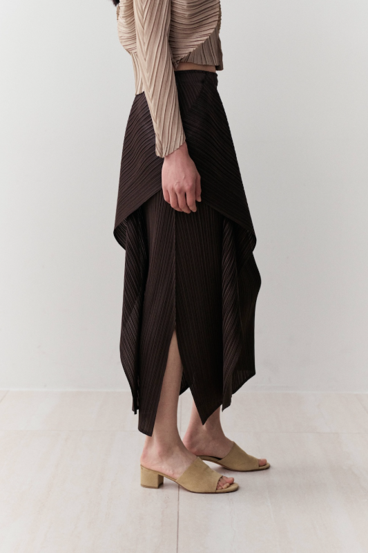 505 Pleats wave-wrap skirt