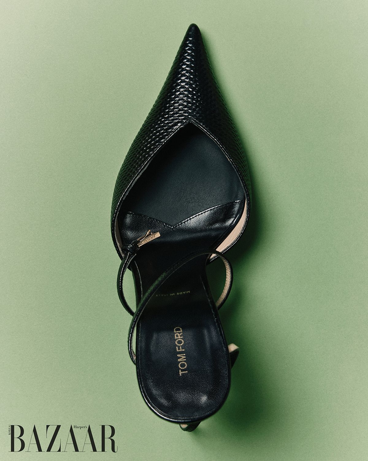 파이톤 스트랩 힐은 Tom Ford.