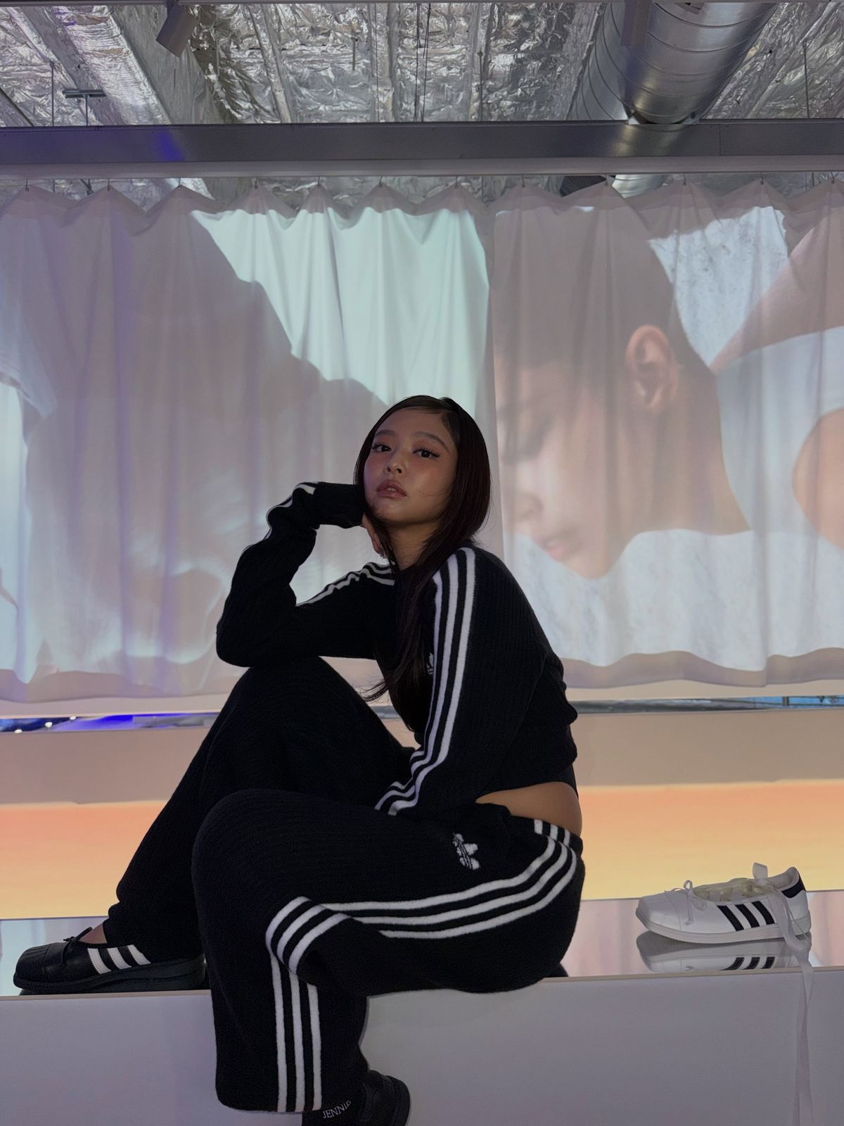 @jennierubyjane