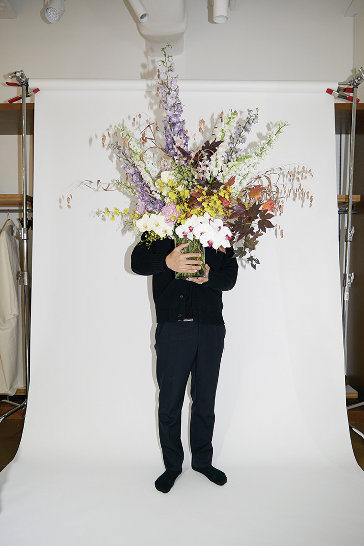 풍성한 볼륨감과 과감함이 돋보이는 조성민의 꽃꽂이. 