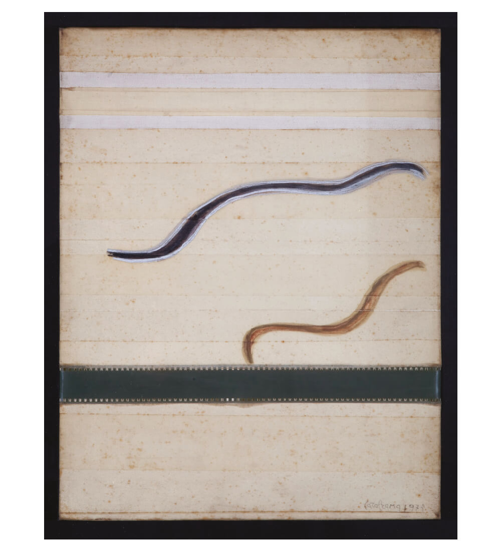 카롤 라마, ‘Luogo e Segni’, 1975, 패치, 캔버스에 필름 포토그래피와 펠트 팁 펜, 44×34×2cm(Without frame). Pinault Collection Photo: Pino Dell’Aquila © Archivio Carol Rama, Torino
