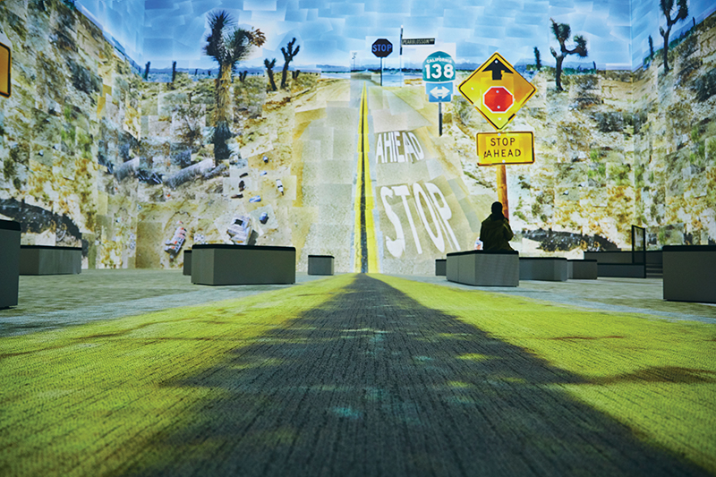 라이트룸 서울 &laquo;David Hockney: Bigger & Closer(not smaller & further away)&raquo; 전시 전경.