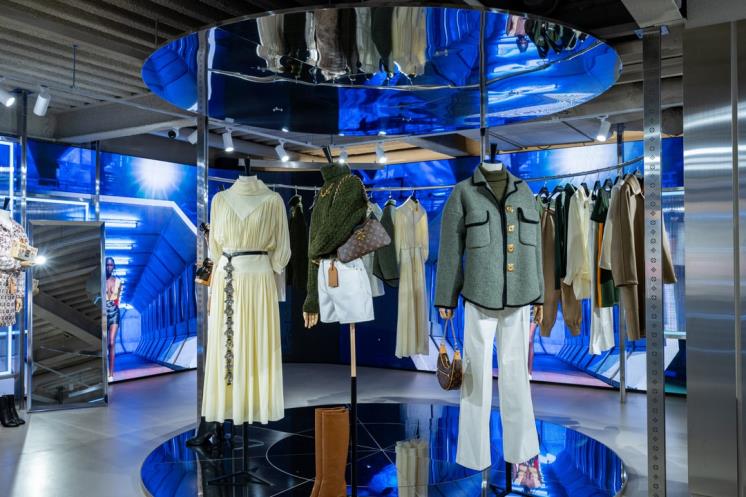 루이 비통 2023 프리폴 여성 컬렉션 팝업 스토어