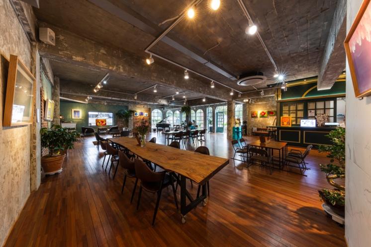 1층 카페1890의 풍경