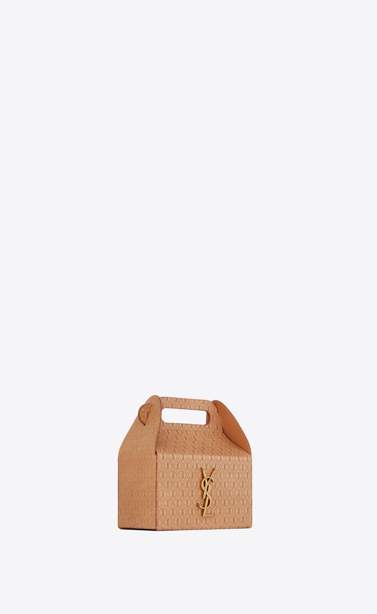 '테이크 어웨이' 백은 2백45만원 Saint Laurent.