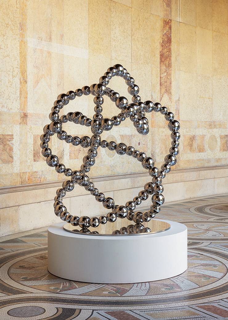 장 미셸 오토니엘, <The Knot of The Imaginary>, 2021, 스테인리스스틸, 사진/ &copy; Jean-Michel Othoniel Adagp, Paris, 2022