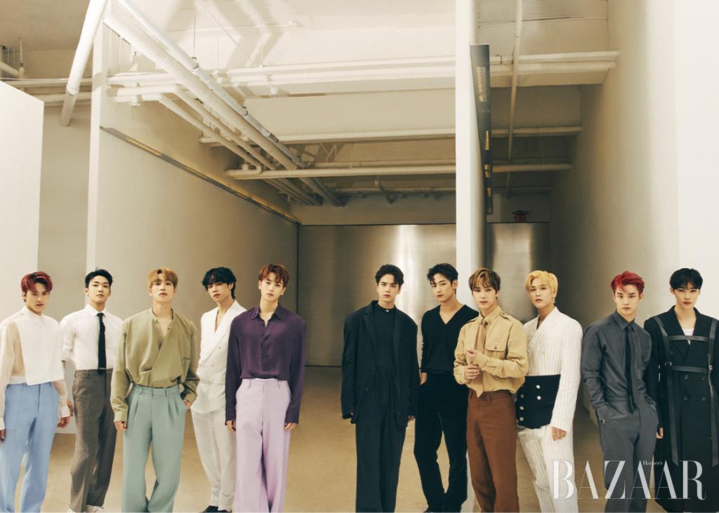 (왼쪽부터) 에릭 시폰 턱시도 셔츠, 팬츠는 Fendi. 케빈 화이트 셔츠, 체크 팬츠, 타이는 모두 Valentino. 상연 랩 셔츠는 Lemaire. 팬츠는 Ami. 선우 수트는 Dolce & Gabbana. 목걸이는 Dior Men. 현재 실크 셔츠, 팬츠는 Kimseoryong. 영훈 재킷, 톱, 팬츠는 모두 Balenciaga. 주연 니트 톱, 벨벳 팬츠는 Bottega Veneta. 주학년 포켓 셔츠, 팬츠, 타이는 모두 Burberry. 제이콥 스트라이프 재킷, 팬츠는 Dolce & Gabbana. 큐 셔츠, 팬츠, 타이는 모두 Ermenegildo Zegna. 뉴 롱 재킷, 톱, 레더 하네스 벨트는 모두 Alexander McQueen.