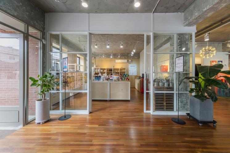 로컬 편집숍, 여라상점