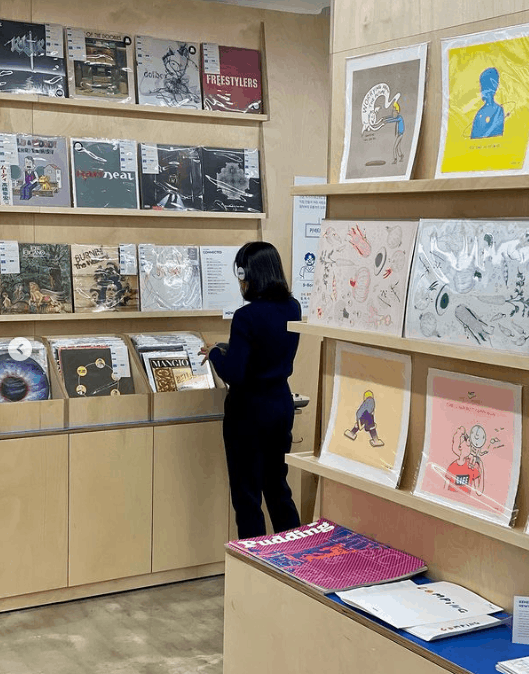  이미지 출처 :커넥티트 플래그십 스토어 인스타그램(@kenektid_flagship) 