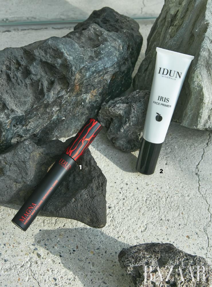 1 Idun Minerals 마그나 볼륨 마스카라 3만6천원. 2 Idun Minerals 아이리스 페이스 프라이머 4만2천원.