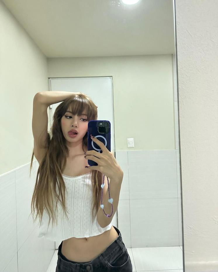 @lalalalisa_m
