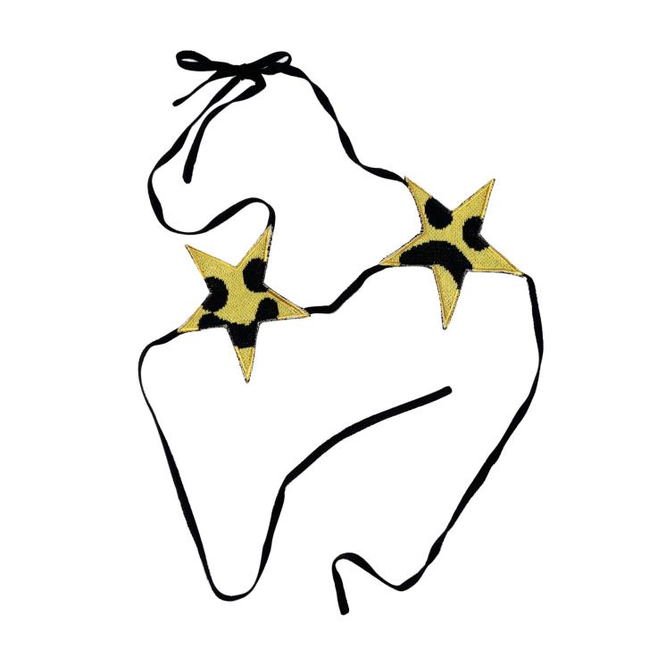  Nikita 별 모양 니플 패치에 서로 다른 표정을 프린트 한 브라 톱. 60 유로 