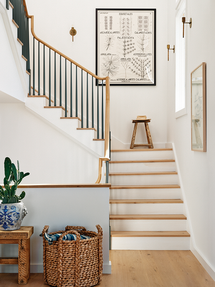 러스틱한 터치가 가미된 계단.