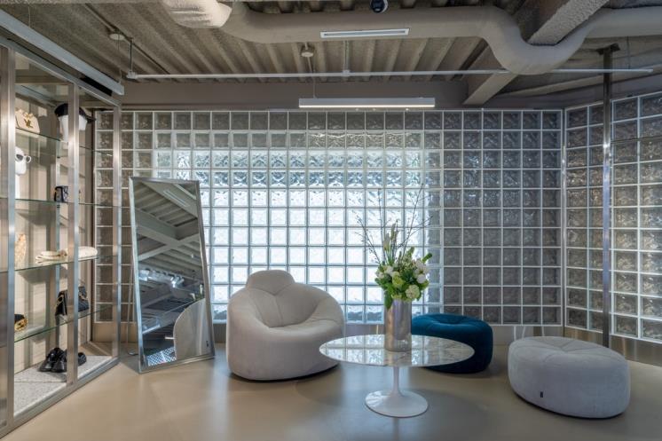 루이 비통 2023 프리폴 여성 컬렉션 팝업 스토어