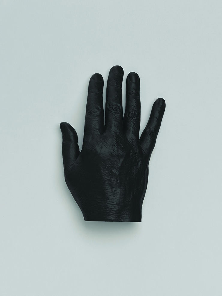 Katharina Fritsch, <Hand>, 2020, Plaster and acrylic paint, 4.8x11.8x17.5cm. &copy; the artist / DACS. Photo &copy; Ivo Faber. Courtesy White Cube